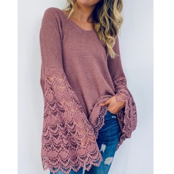 boho mauve embroidered lace bell sleeve top - Picture 2 of 4